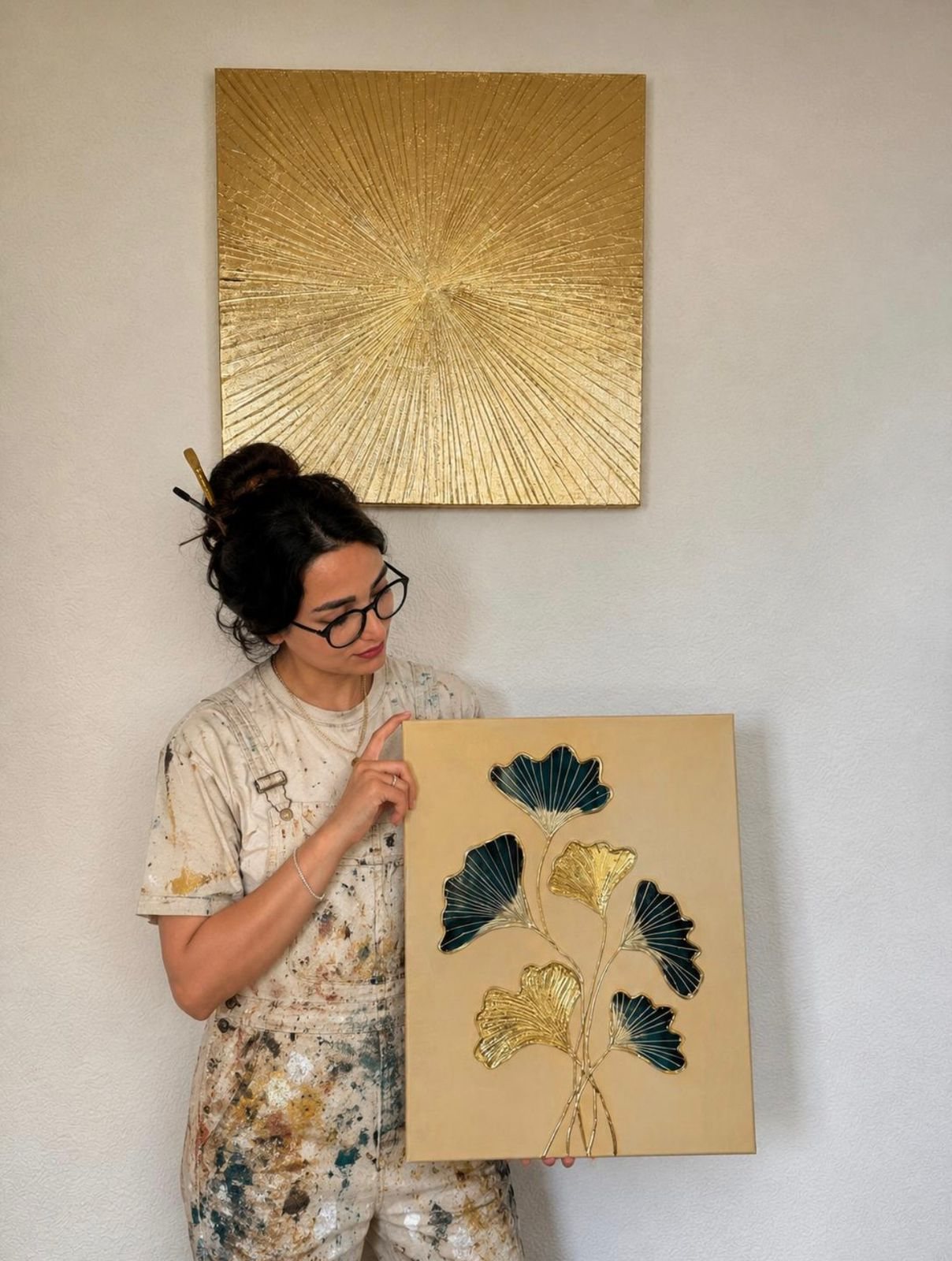 Parniya Shapar presenting a commissioned botanical artwork
